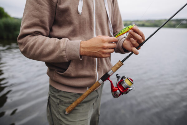 Comment pratiquer la pêche au tenya ?